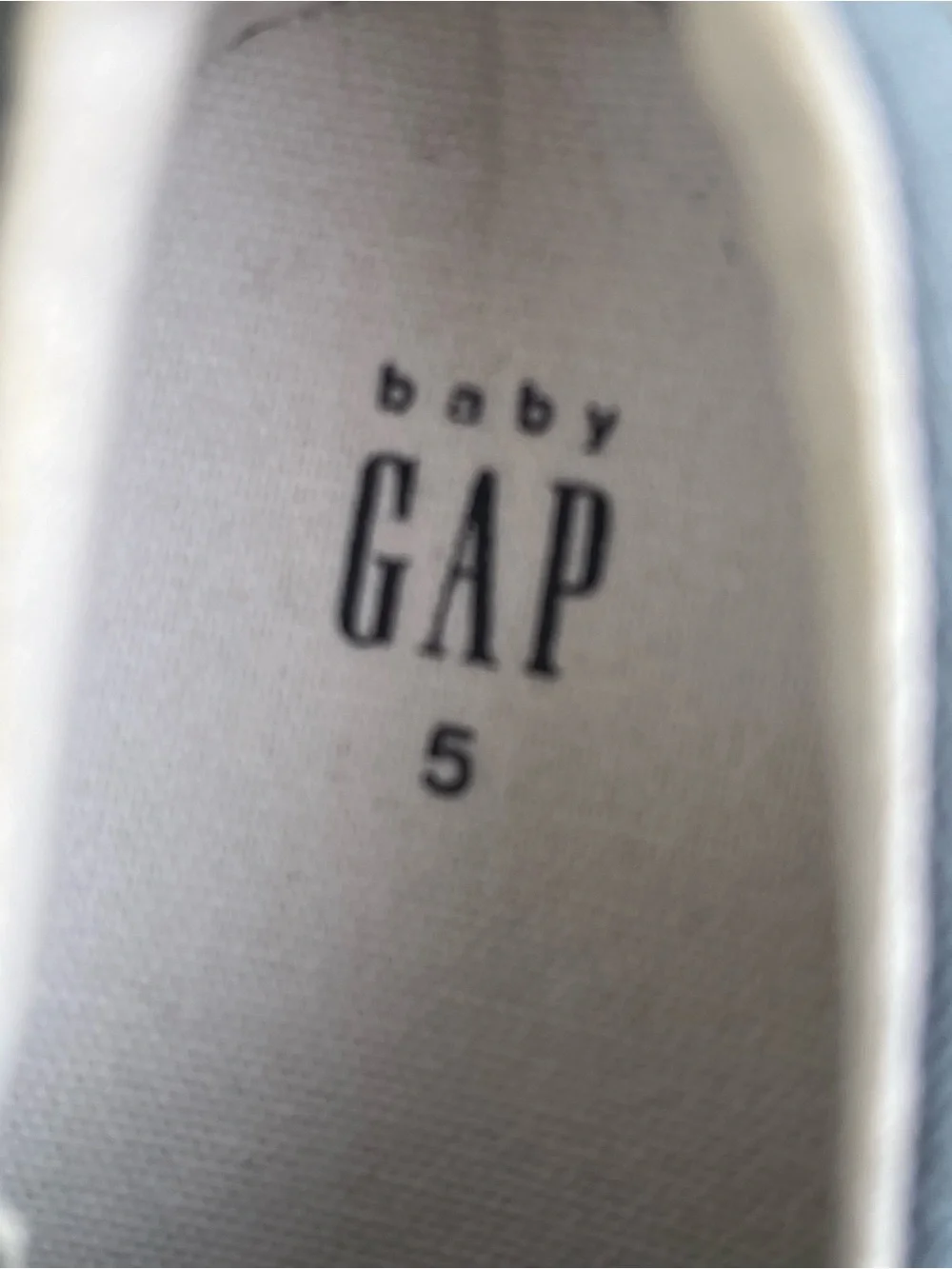GAP Kids Light Blue Slip-On Sneakers with Red Crabs Toddler 18-24 mos/Size 5